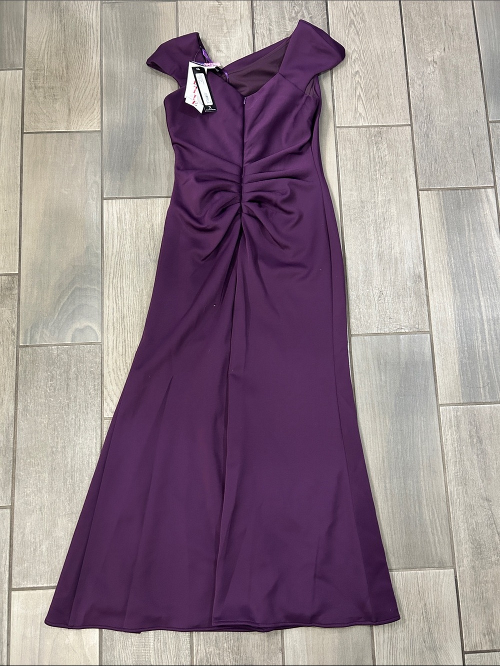 Xscape Women's Long Bodycon Formal Evening Gown with Cap Sleeves Asymmetrical - Picture 7 of 8